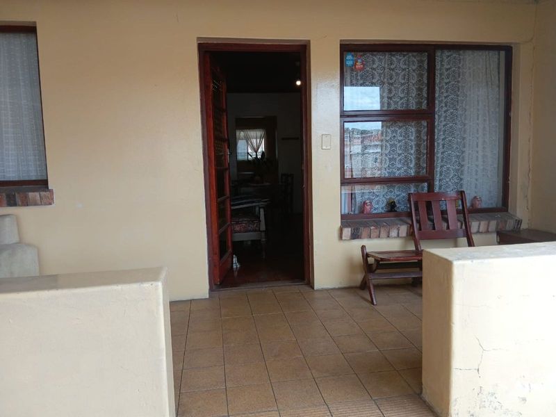 House For Sale in Schauderville - Photo 3