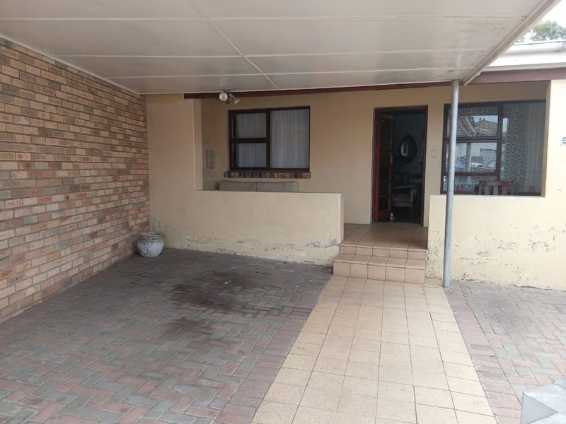 House For Sale in Schauderville - Photo 6