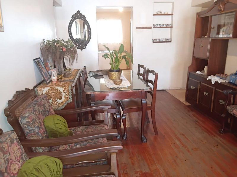 House For Sale in Schauderville - Photo 2