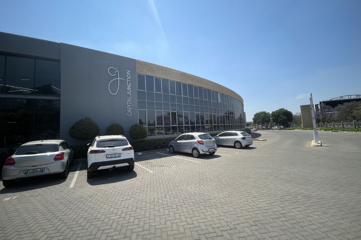 Office For Sale in Hatfield - Photo 2