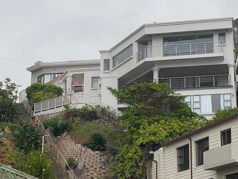 House For Sale in Herolds Bay - Photo 2