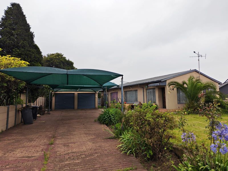 House For Sale in Van Dyk Park - Photo 3