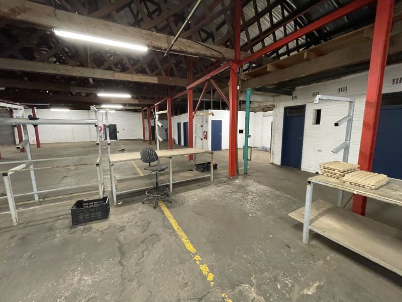 Industrial To Rent in Clayville East - Photo 2