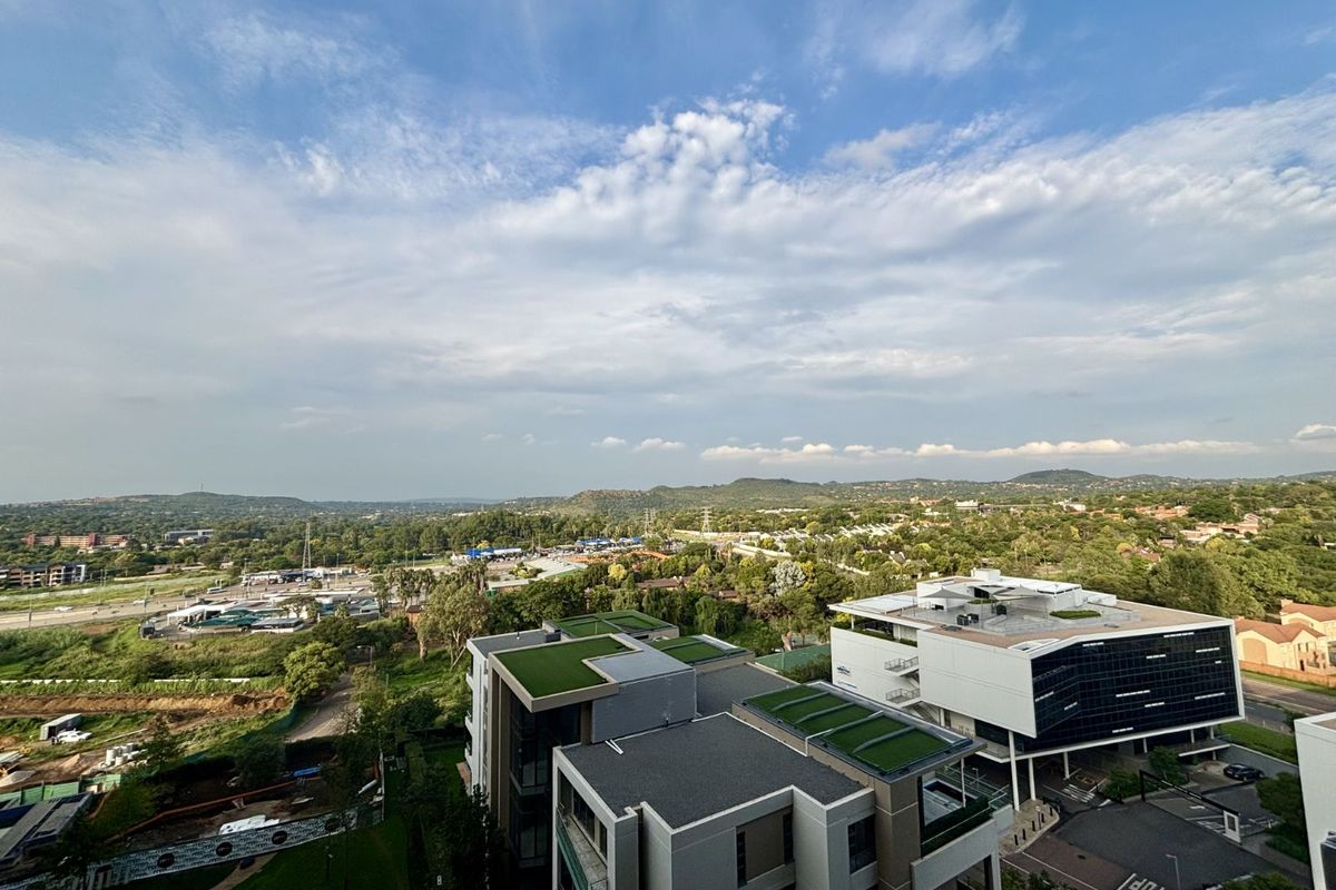 Apartment For Sale in Menlyn - Photo 2