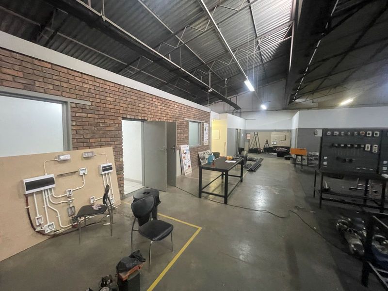 Industrial To Rent in Silverton - Photo 9