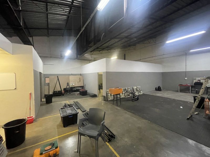 Industrial To Rent in Silverton - Photo 2