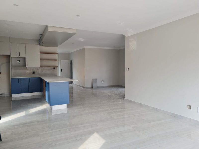 House For Sale in Kameeldrift East - Photo 5