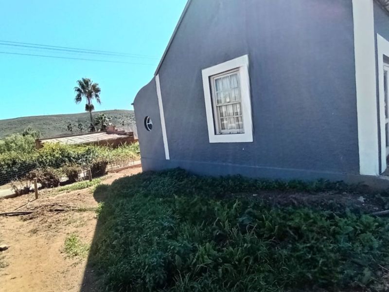 House For Sale in Uniondale Central - Photo 4