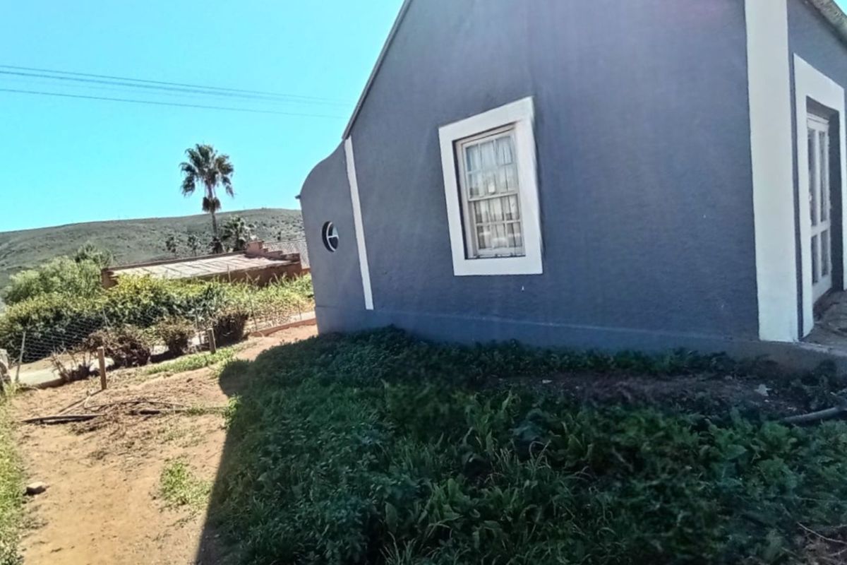 House For Sale in Uniondale Central - Photo 4