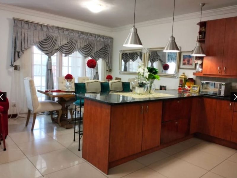 House For Sale in Valley View Estate - Photo 10