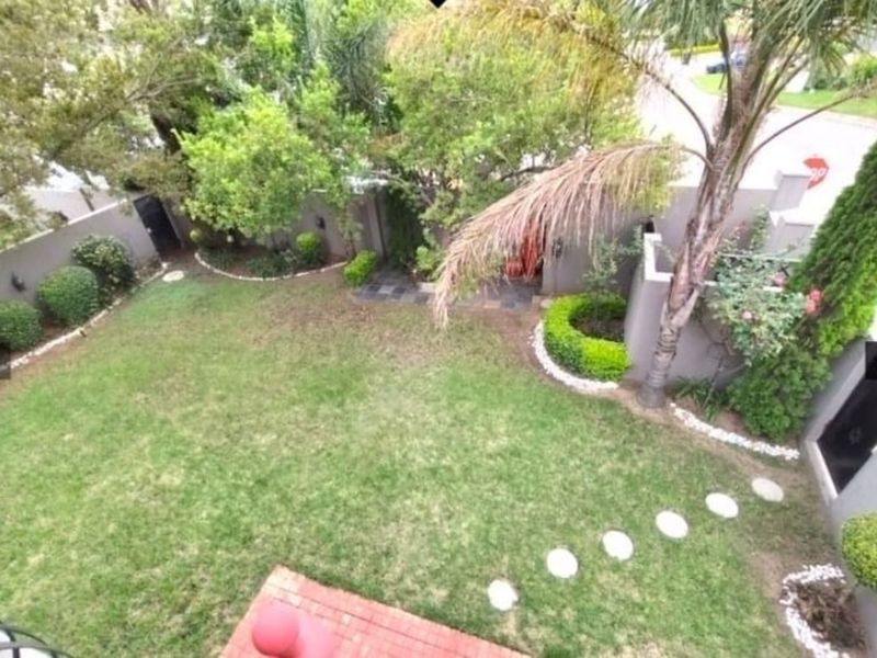 House For Sale in Valley View Estate - Photo 5