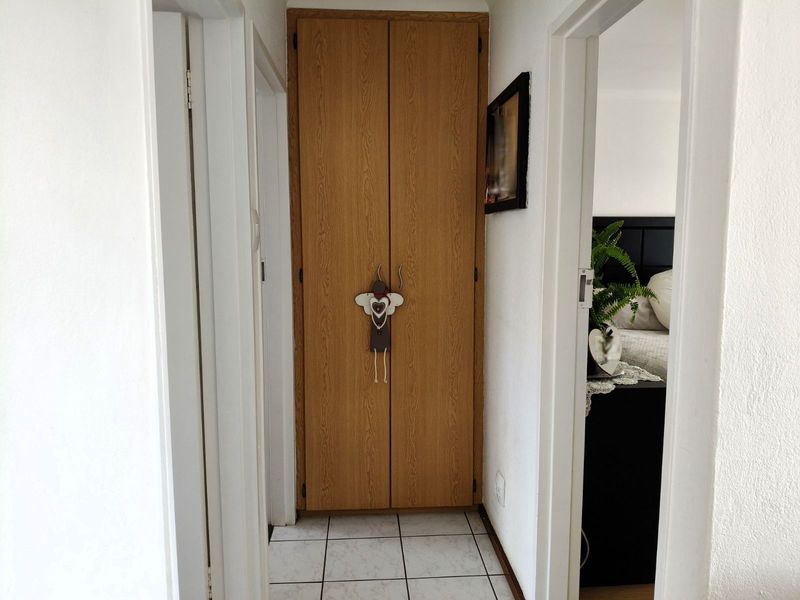 Townhouse For Sale in Noordheuwel - Photo 7