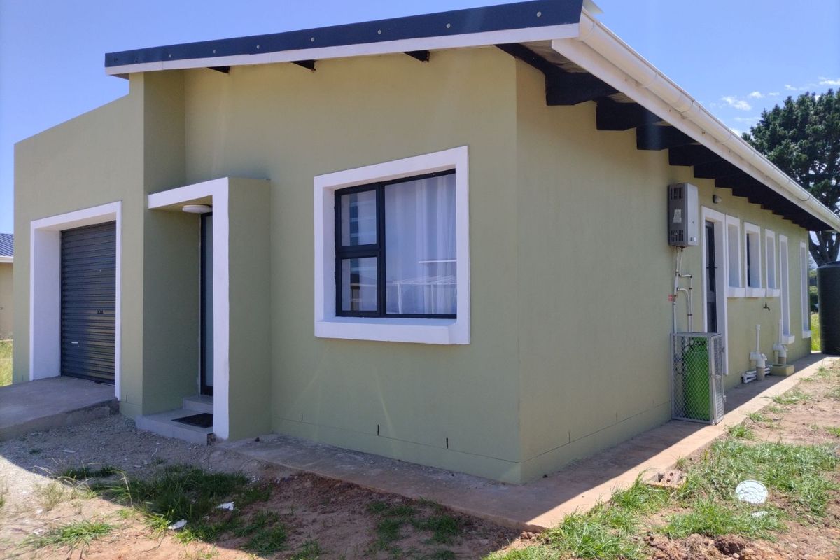 Townhouse For Sale in Pacaltsdorp - Photo 2