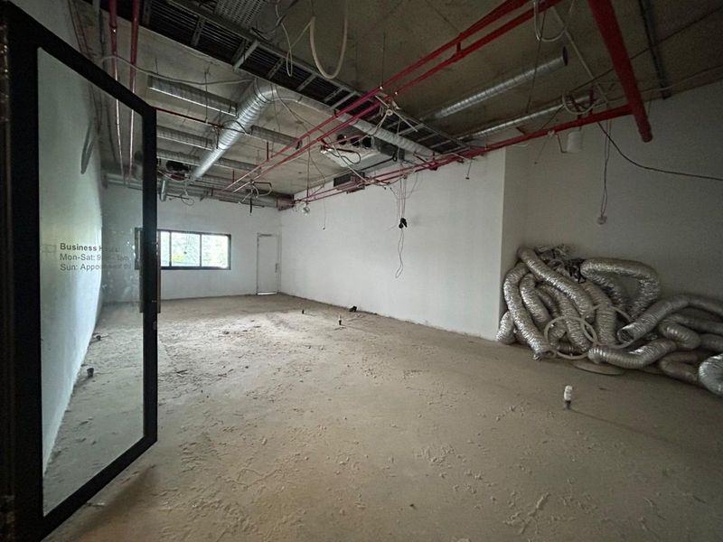 Commercial For Sale in Illovo - Photo 5