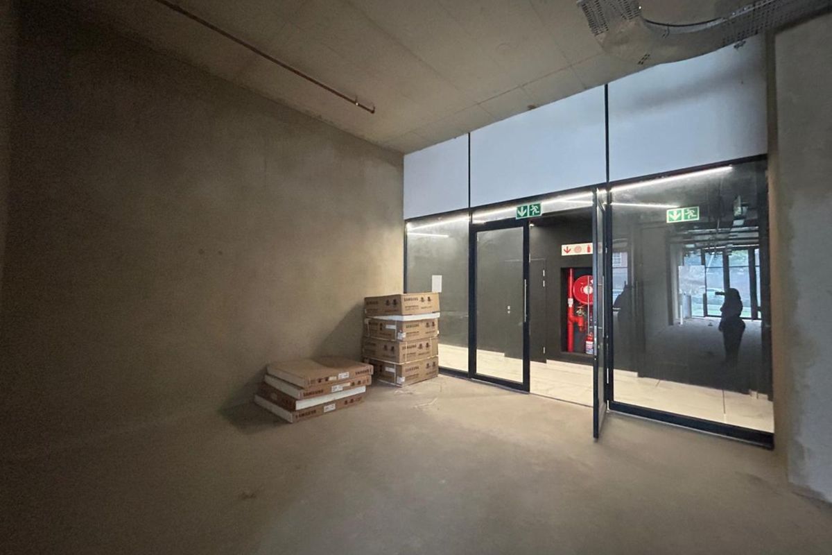 Commercial For Sale in Illovo - Photo 5