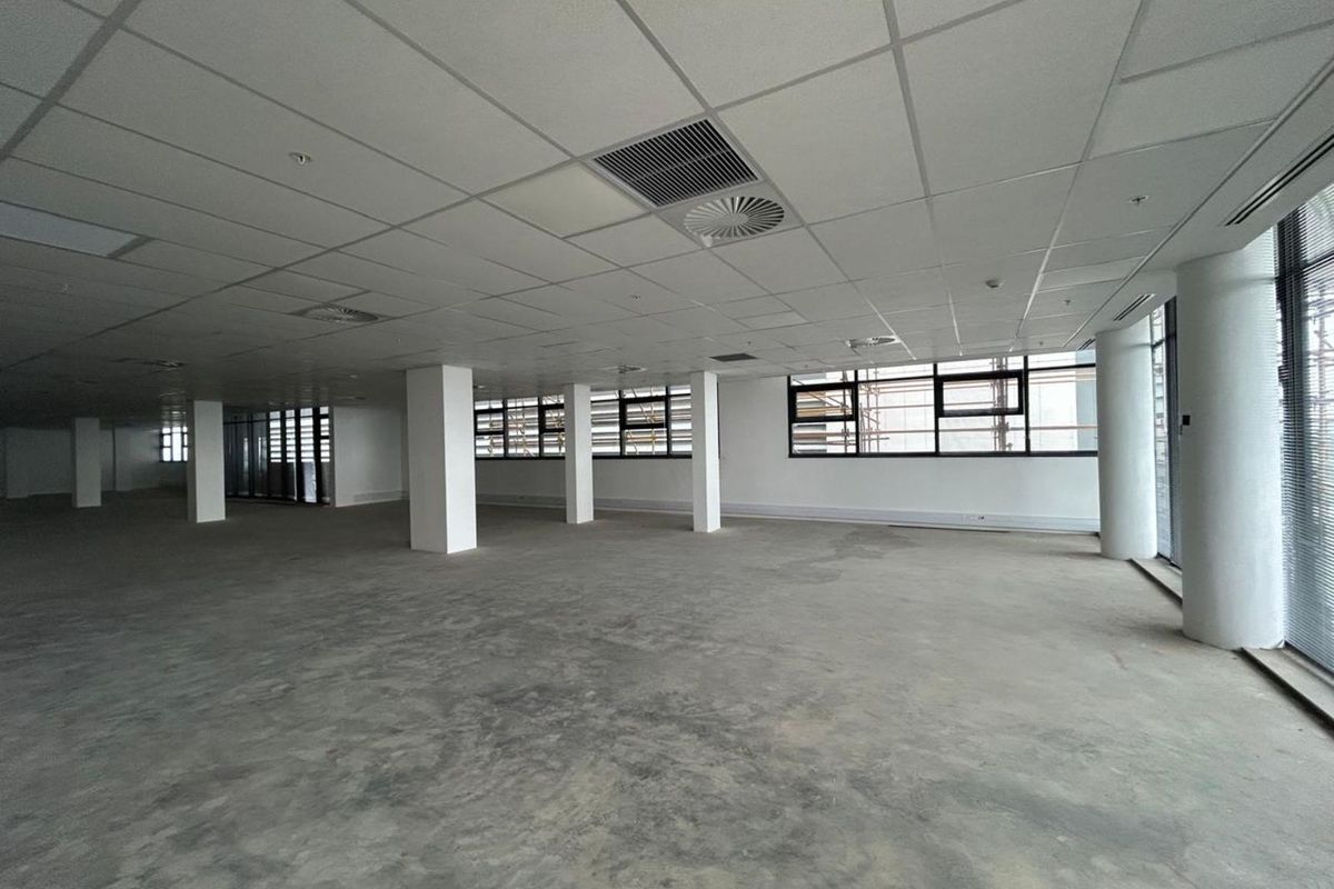 Commercial For Sale in Illovo - Photo 5