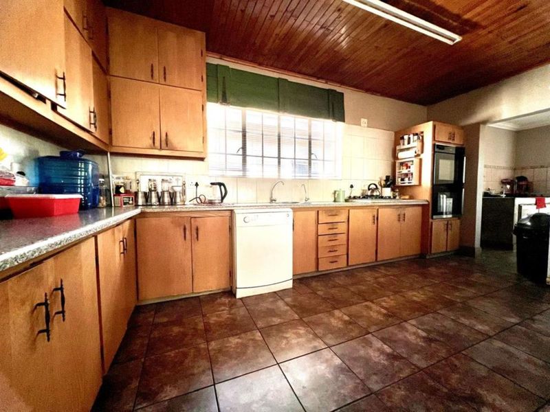 House For Sale in Ermelo Central - Photo 3