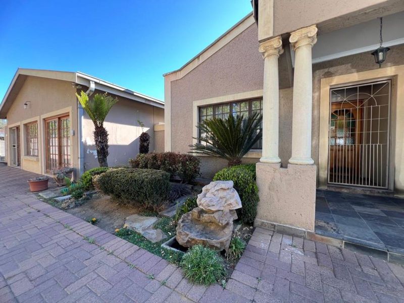 House For Sale in Ermelo Central - Photo 6