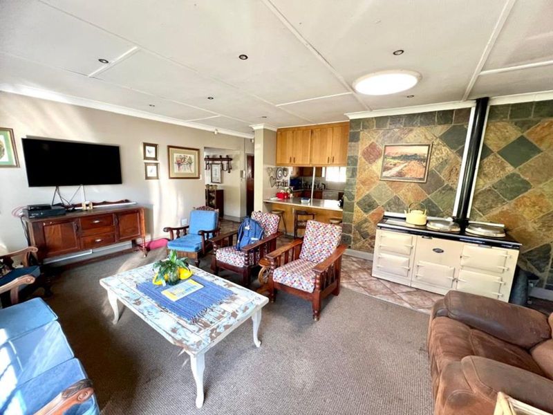 House For Sale in Ermelo Central - Photo 5