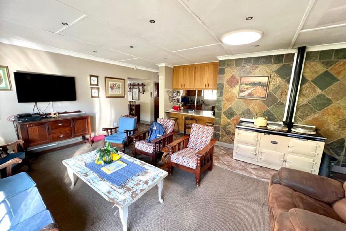 House For Sale in Ermelo Central - Photo 5