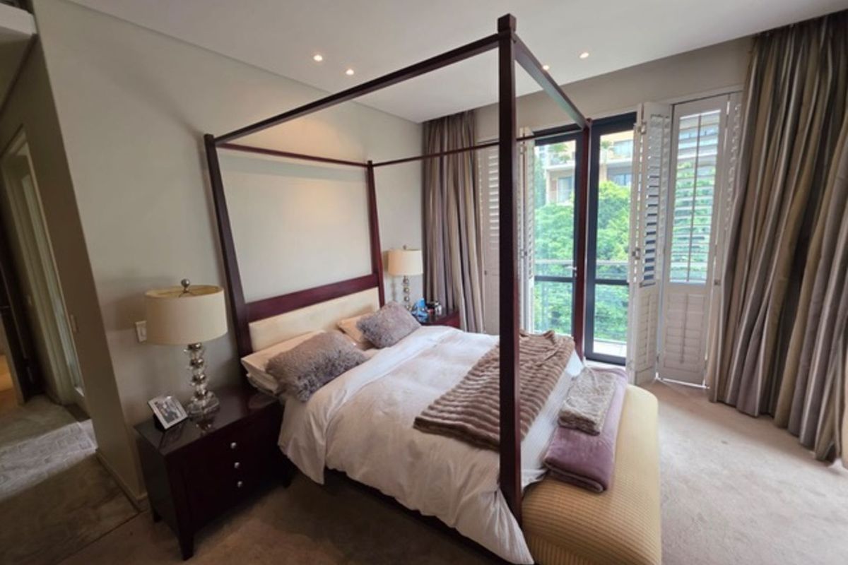 House To Rent in Bryanston East - Photo 2