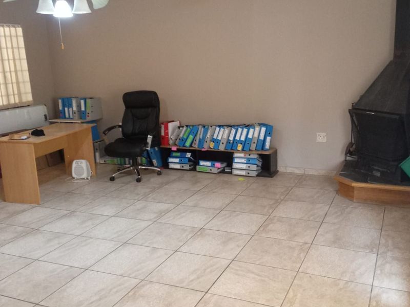 House To Rent in Fauna Park - Photo 7