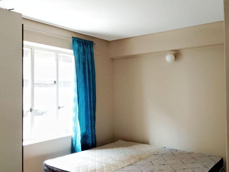 Apartment For Sale in Braamfontein - Photo 8