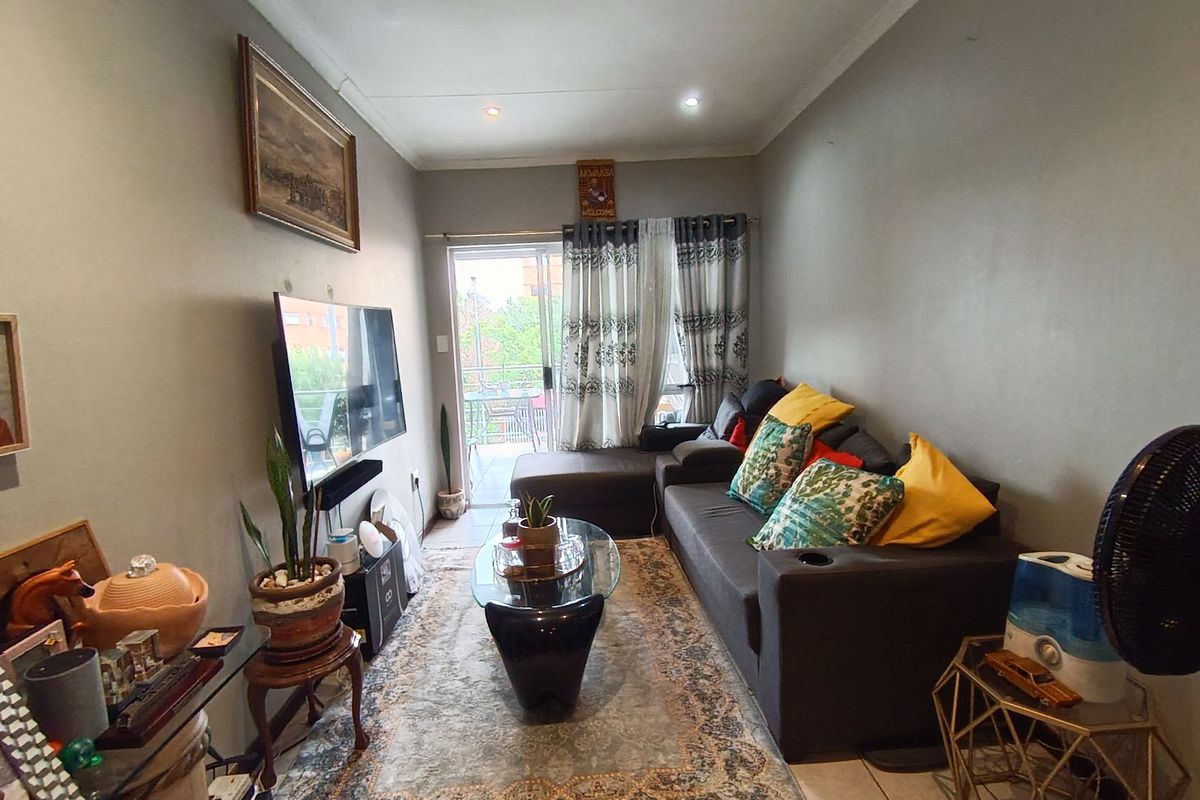 House For Sale in Ferndale - Photo 3