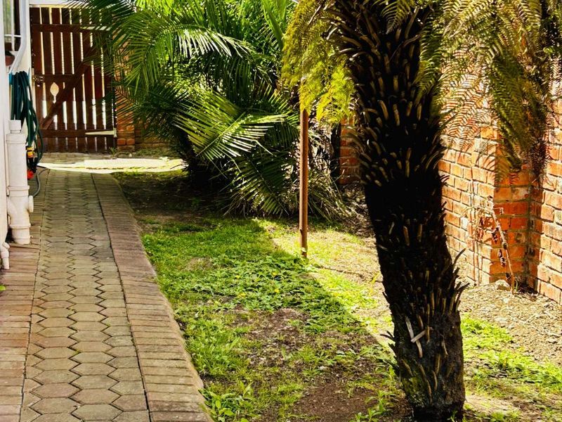 House For Sale in George Central - Photo 2