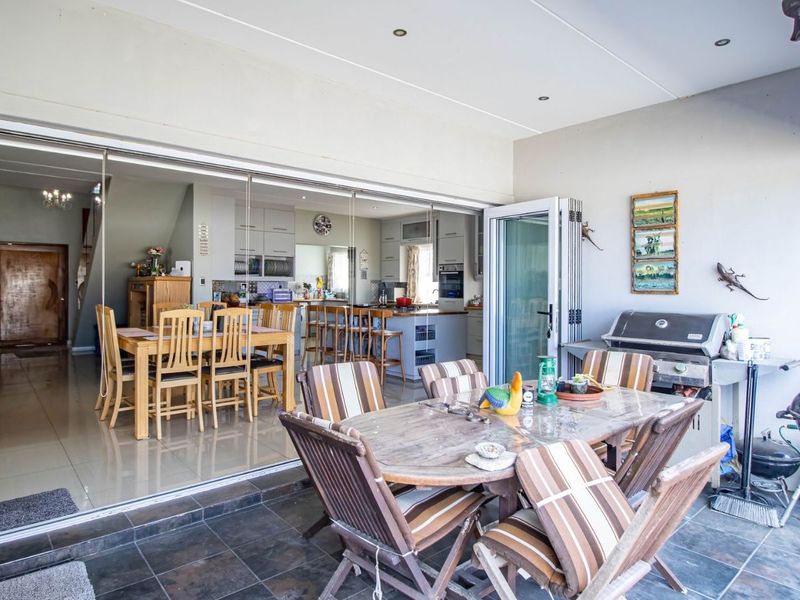 House For Sale in Fairview Golf Estate - Photo 9