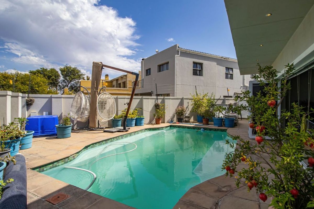 House For Sale in Fairview Golf Estate - Photo 5