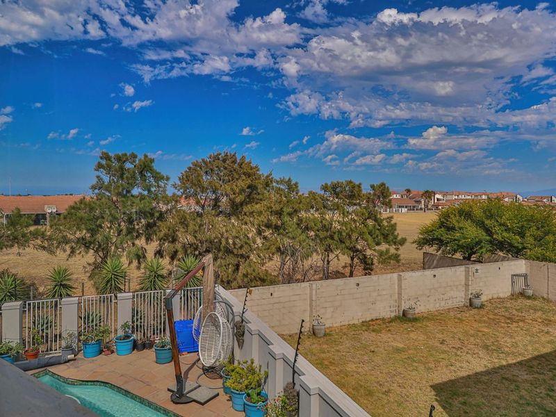 House For Sale in Fairview Golf Estate - Photo 7