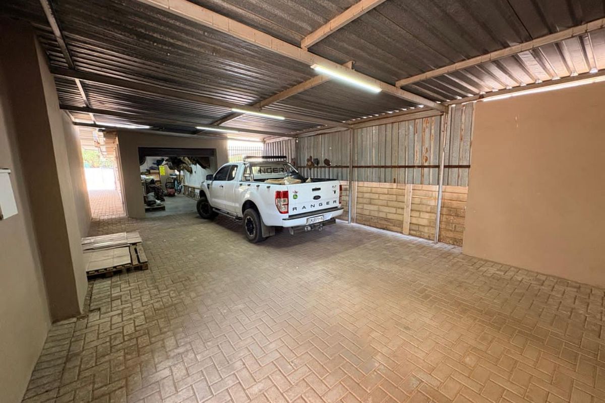 House For Sale in Hadison Park - Photo 5