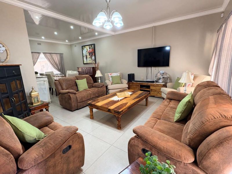 House For Sale in Hadison Park - Photo 7