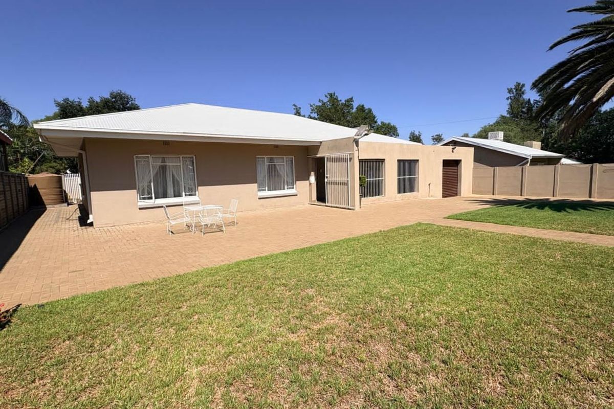 House For Sale in Hadison Park - Photo 3