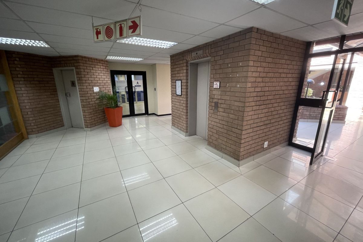 Office For Sale in Hatfield - Photo 5