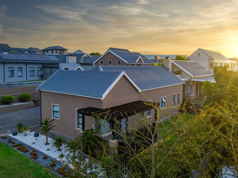 House For Sale in Kraaibosch - Photo 2