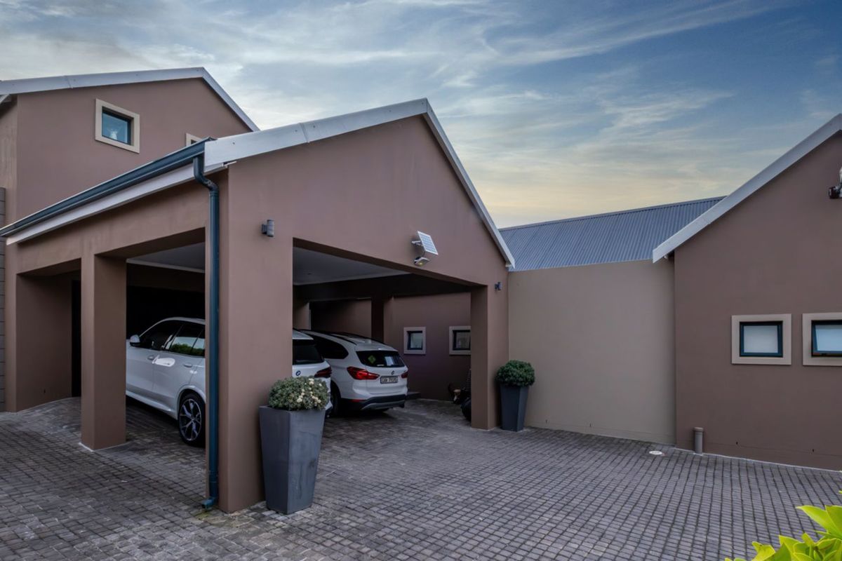 House For Sale in Kraaibosch - Photo 4
