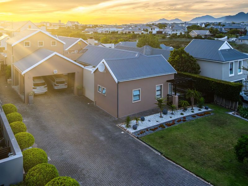 House For Sale in Kraaibosch - Photo 3