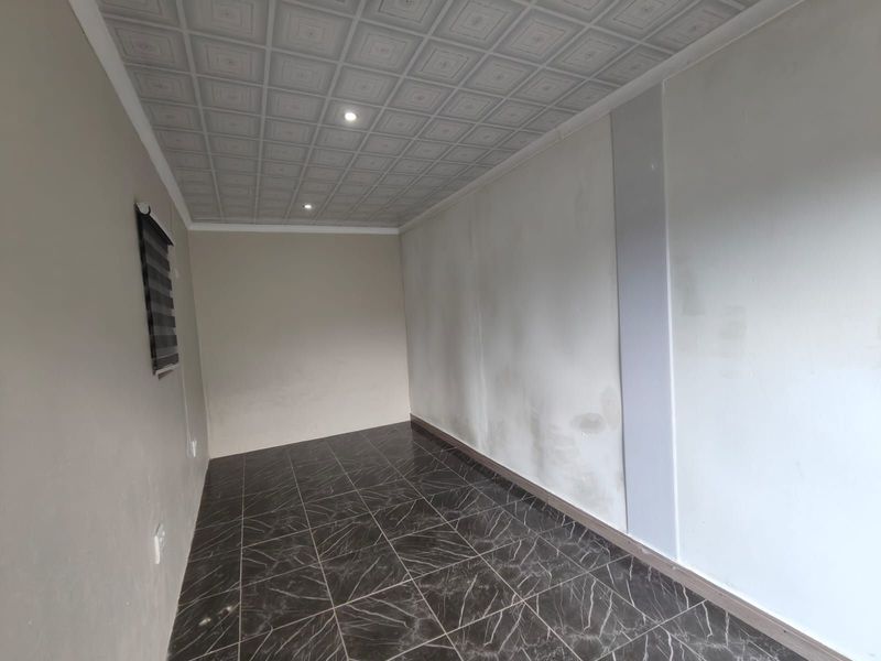 House To Rent in Linden - Photo 3