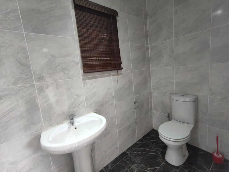 House To Rent in Linden - Photo 10