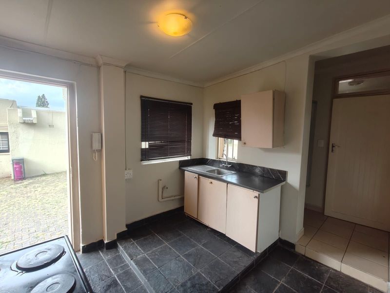 House To Rent in Linden - Photo 4