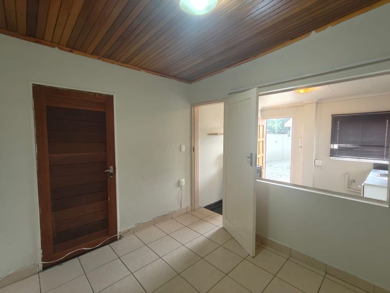 House To Rent in Linden - Photo 6