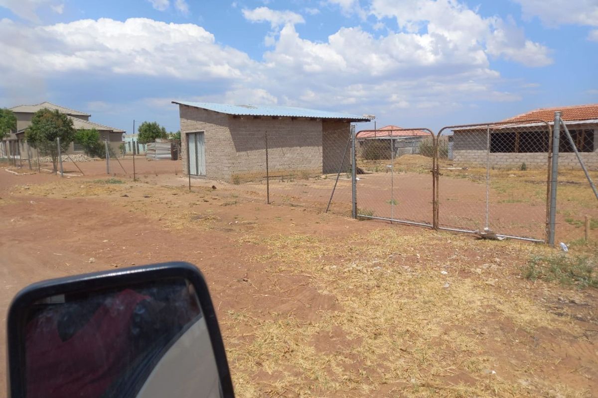 House For Sale in Mankweng - Photo 3