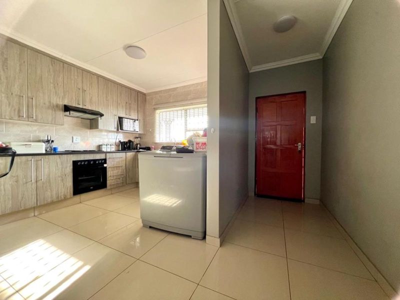 House For Sale in Cassim Park - Photo 4