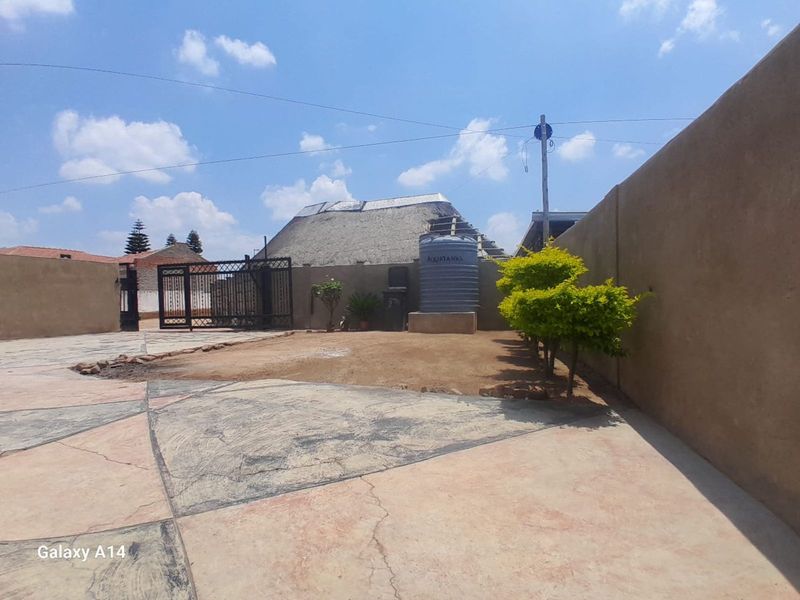 House For Sale in Rens Town - Photo 8