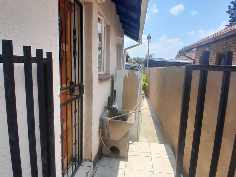 House For Sale in Rens Town - Photo 7