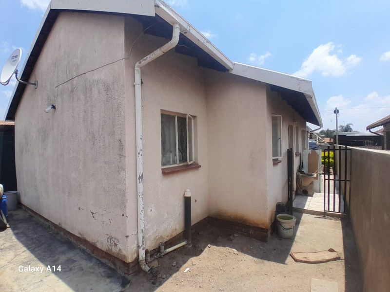 House For Sale in Rens Town - Photo 10