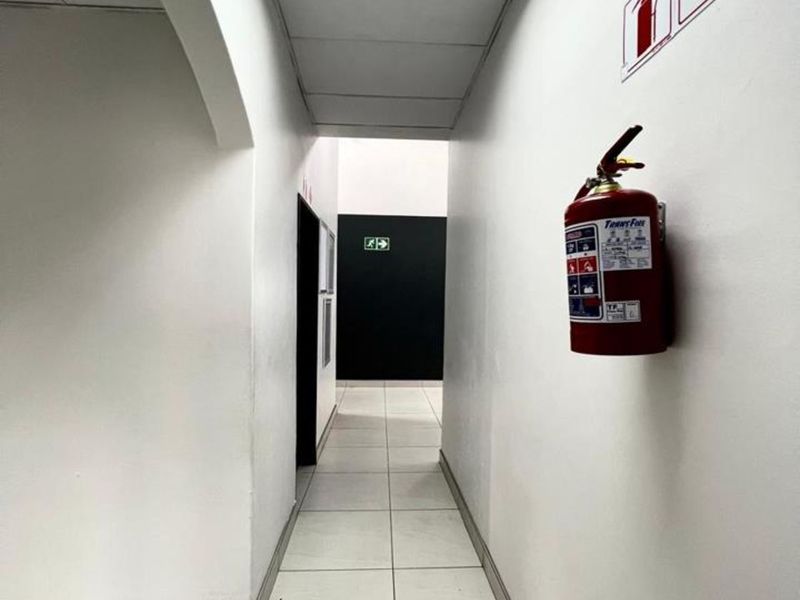 Office For Sale in Ermelo Central - Photo 10