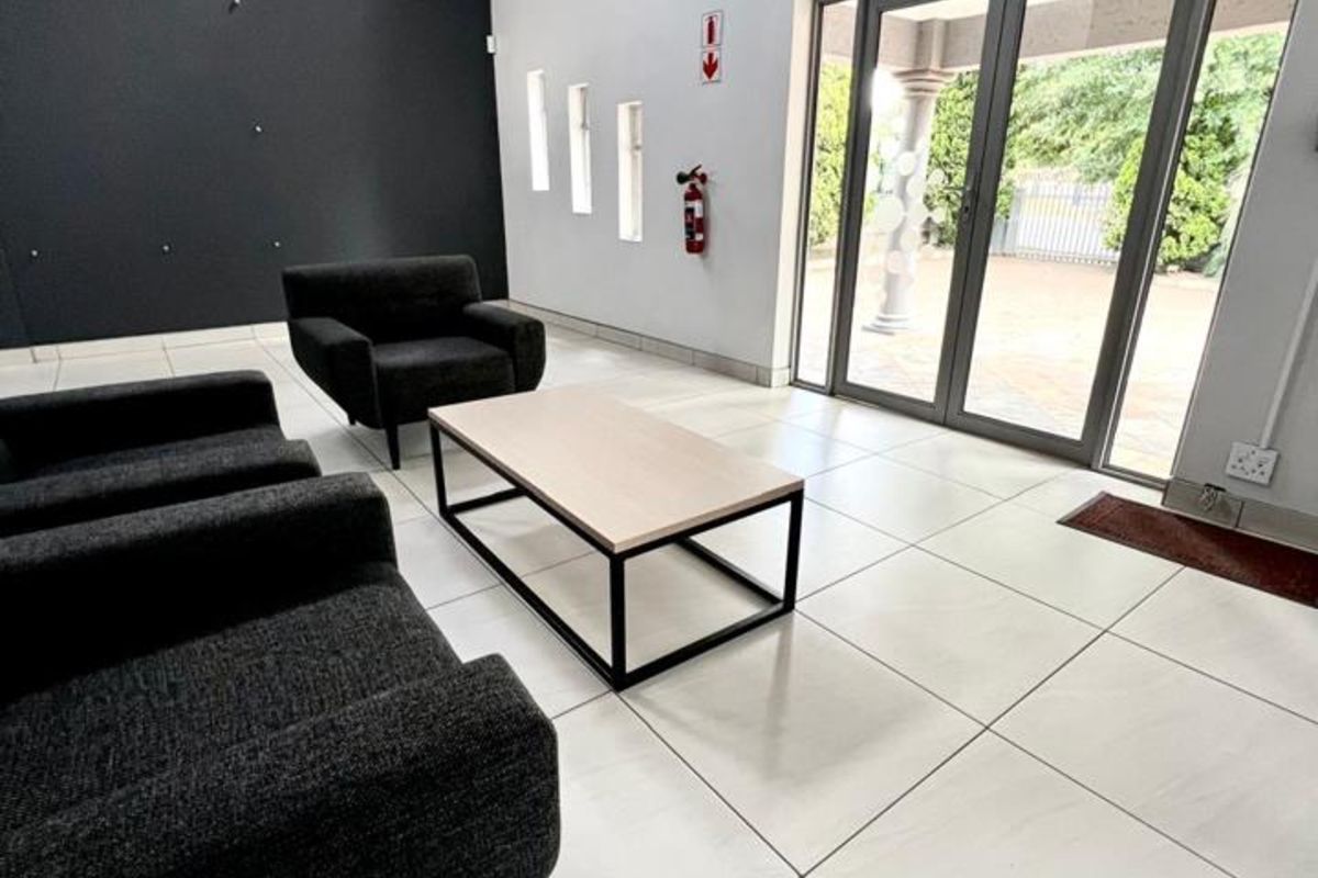 Office For Sale in Ermelo Central - Photo 3
